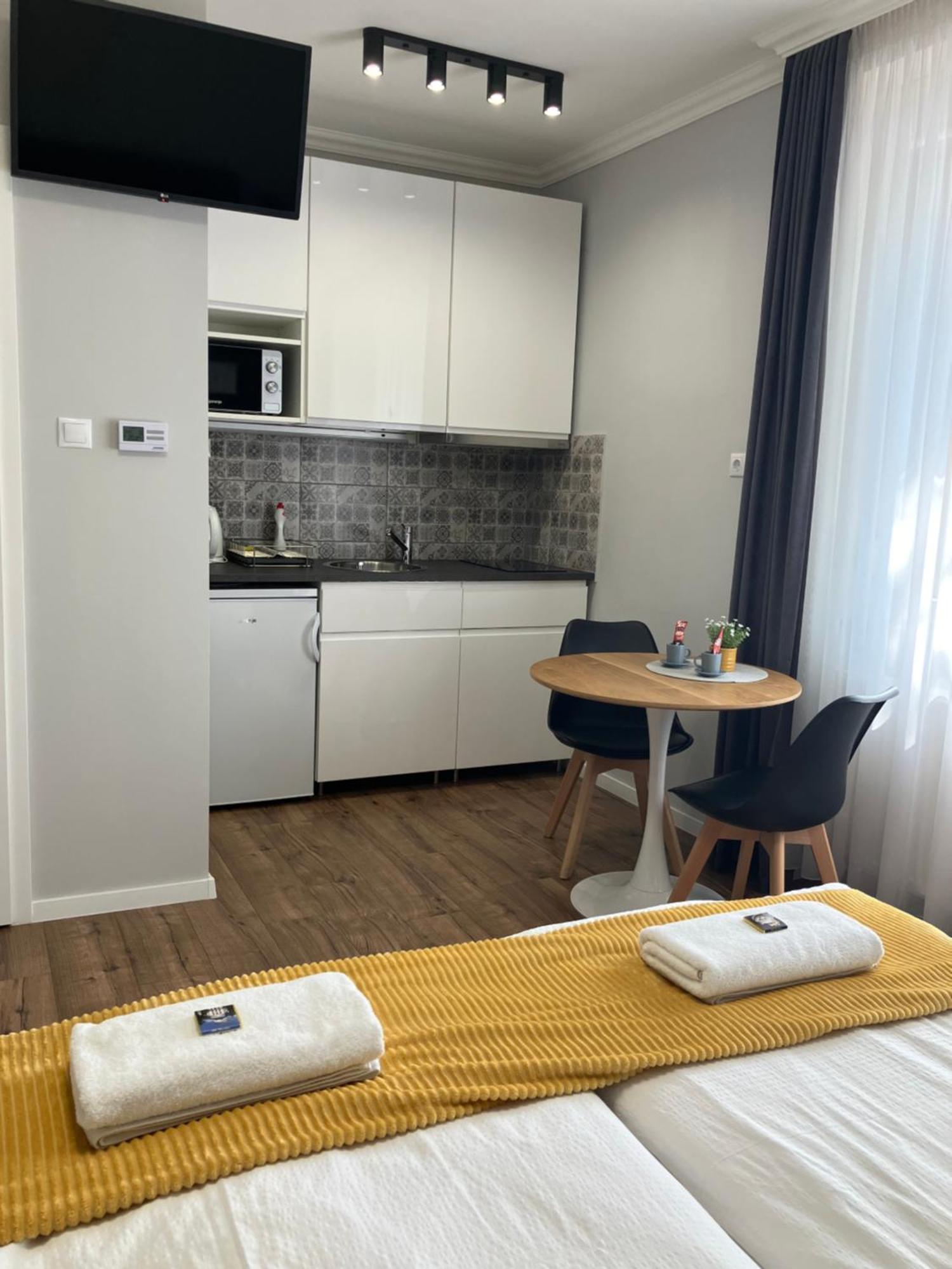 Illa Apartments Eger Exterior foto