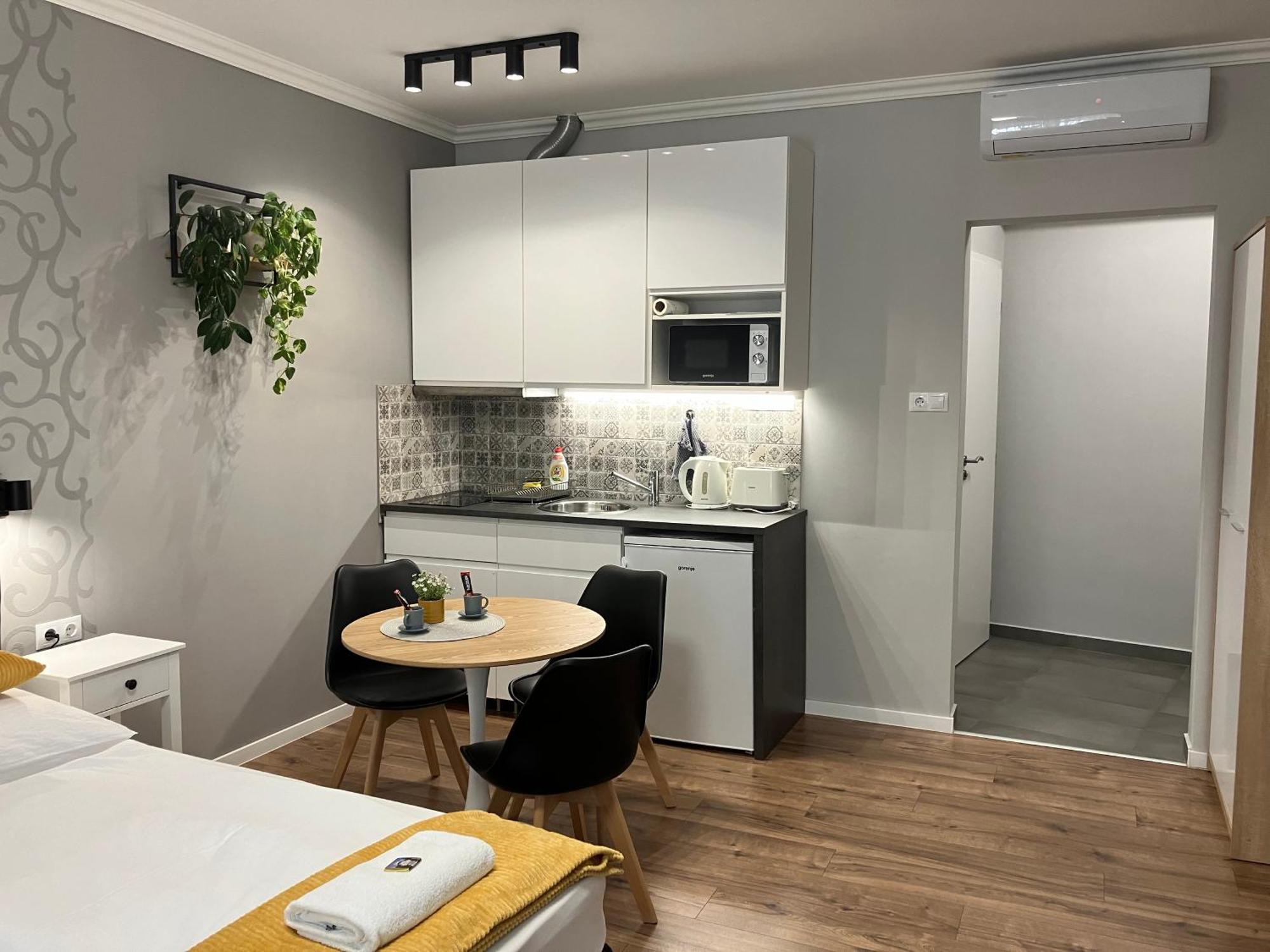 Illa Apartments Eger Exterior foto